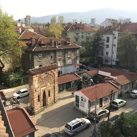 Artistic Penthouse Апартамент