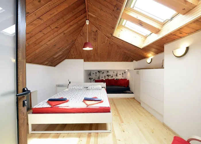 Artistic Penthouse Apartament Sofia